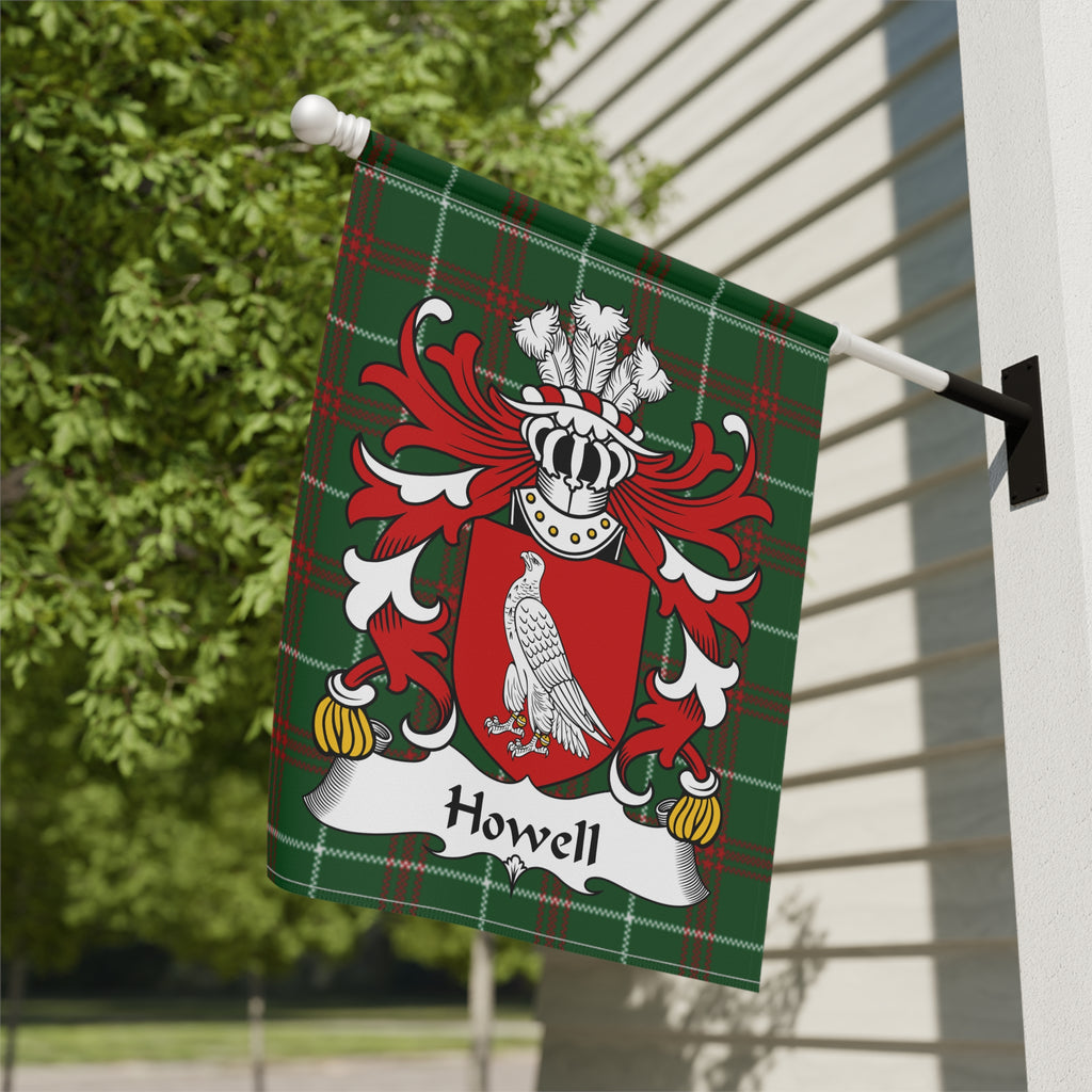 Green plaid flag displaying a red crest with white eagle and "Howell" banner.