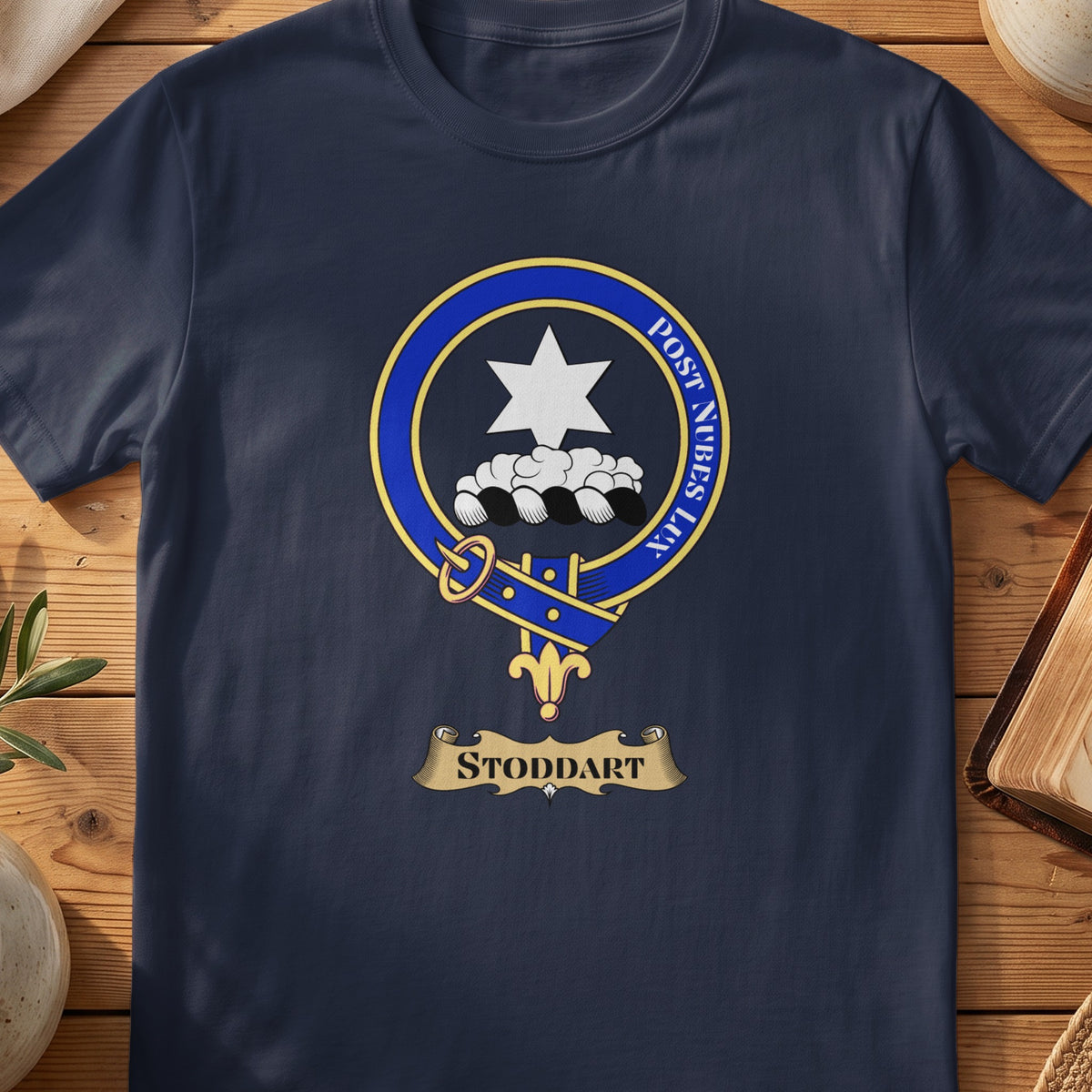 Stoddart Scottish clan crest T-shirt in Navy