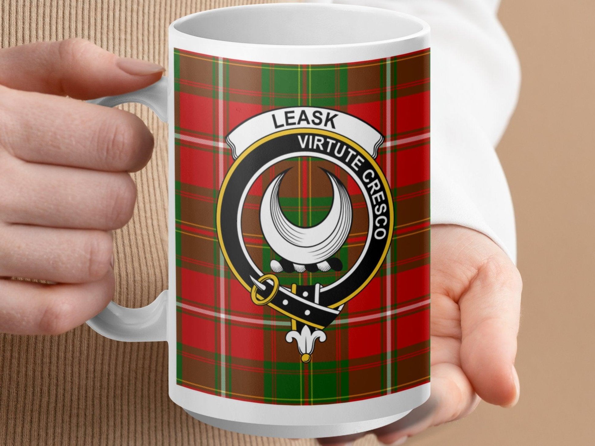 Clan Leask Virtute Cresco Tartan Crest Plaid Mug - Living Stone Gifts