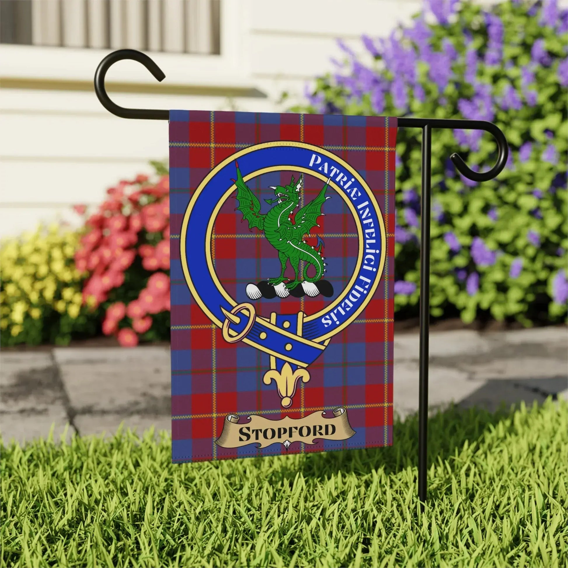Patri Ne Right Stepal Steertis Crest Flag product