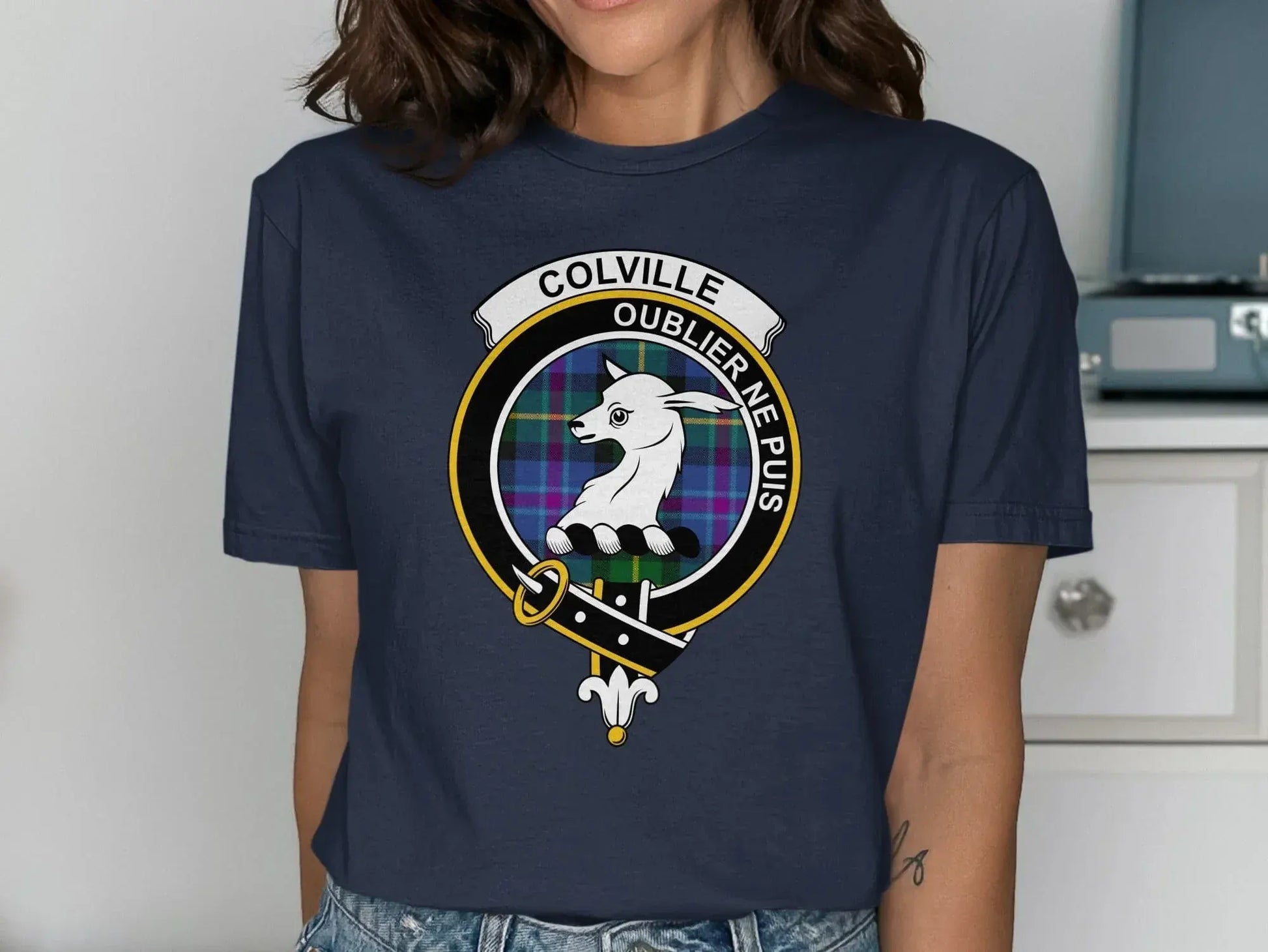 Colville Oublier Ne Puis Graphic Tee Shirt product type