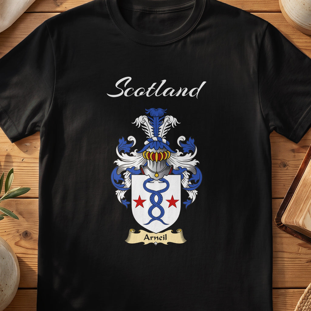 Arneil Scottish family shield T-shirt in Black