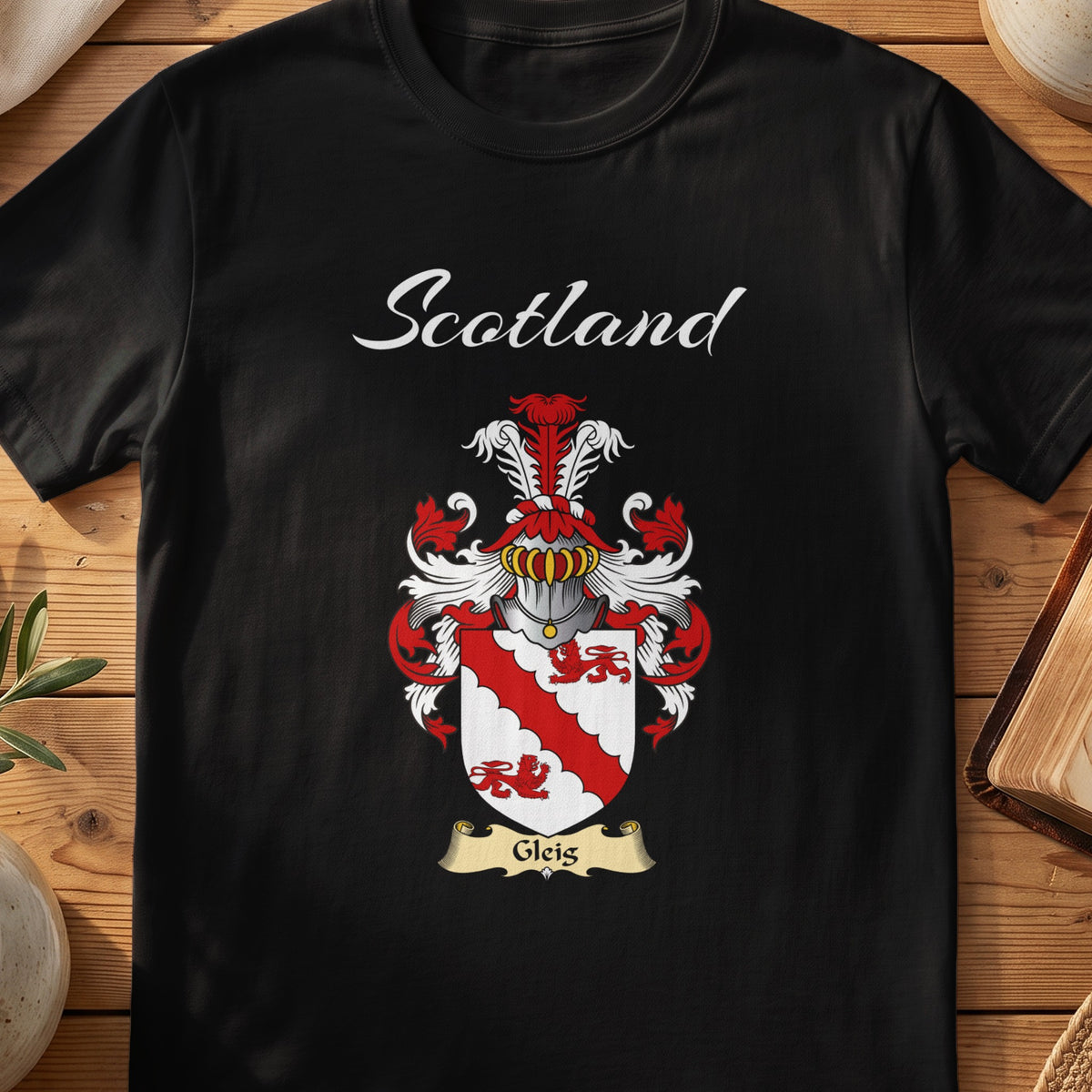 Gleis Scottish family shield T-shirt in Black