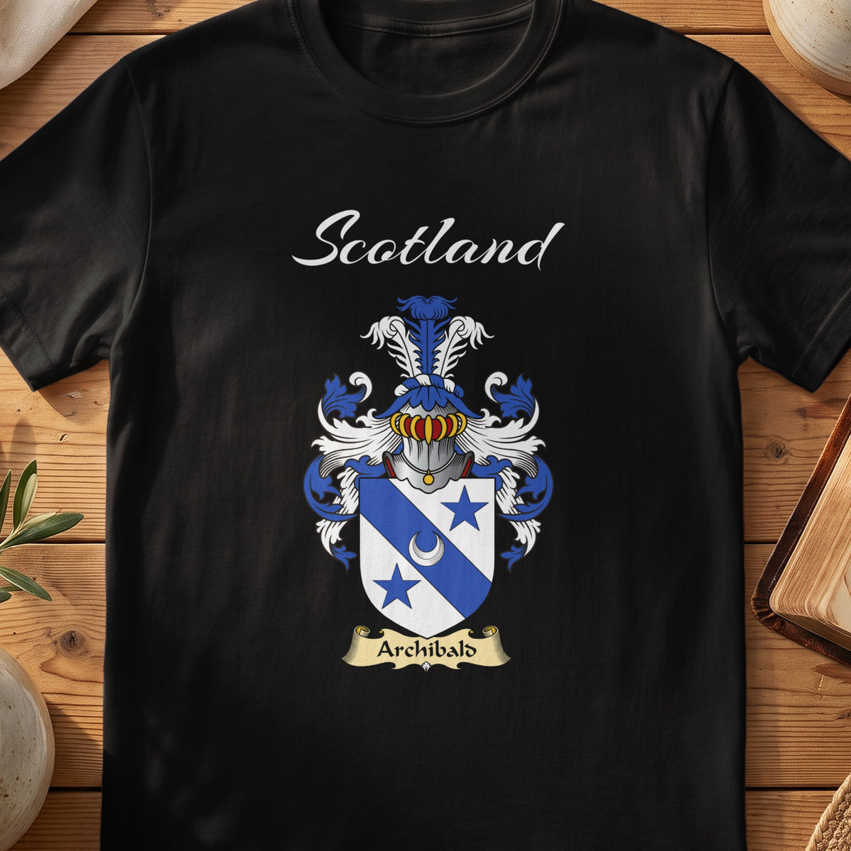 Archibald Scottish family shield T-shirt in Black