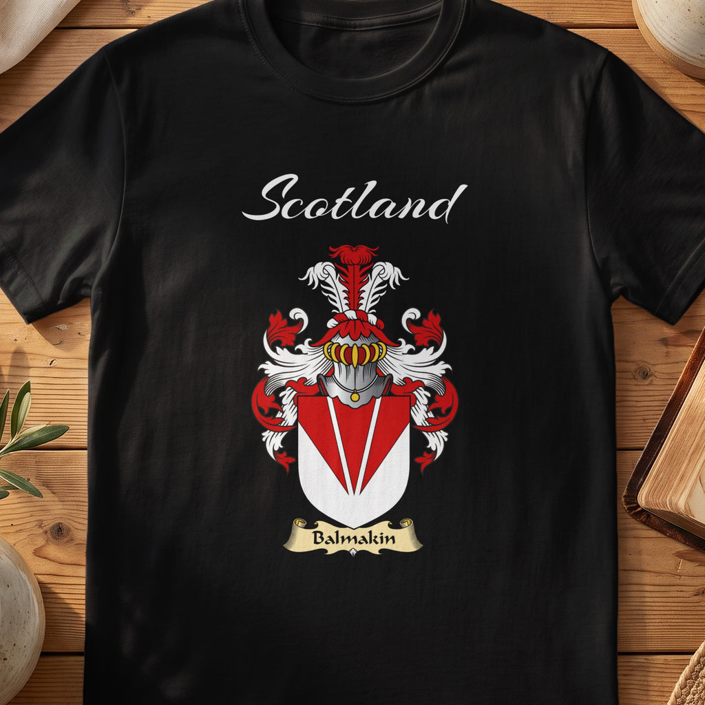 Balmakin Scottish family shield T-shirt in Black