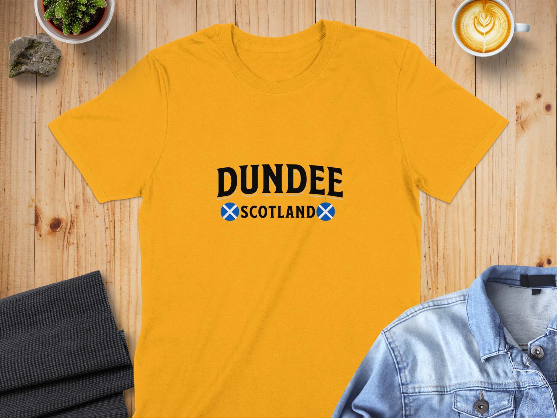 Discover Dundee Scotland Pride Graphic T-Shirt - Living Stone Gifts