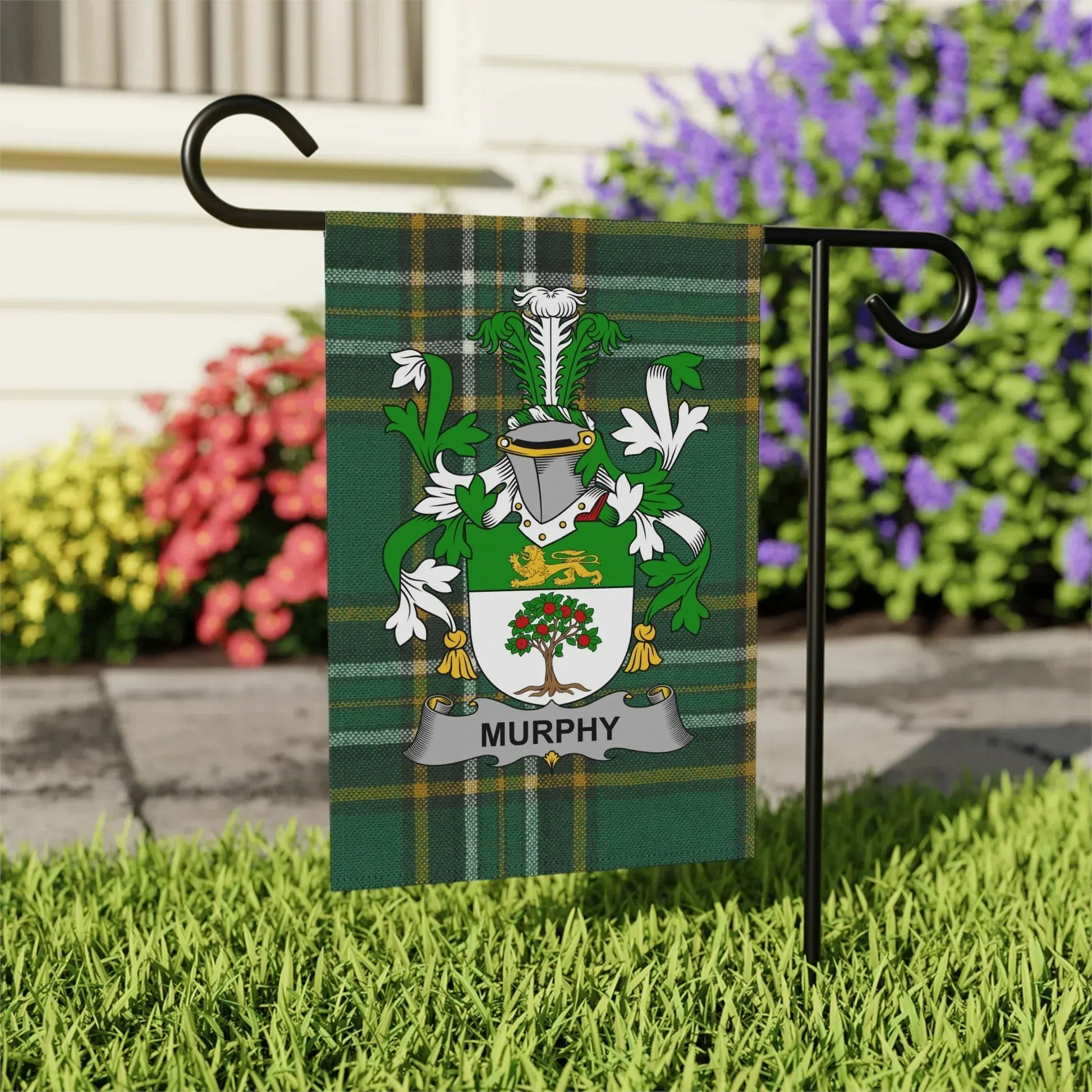 Clan Murphy Personalized Garden Flag product