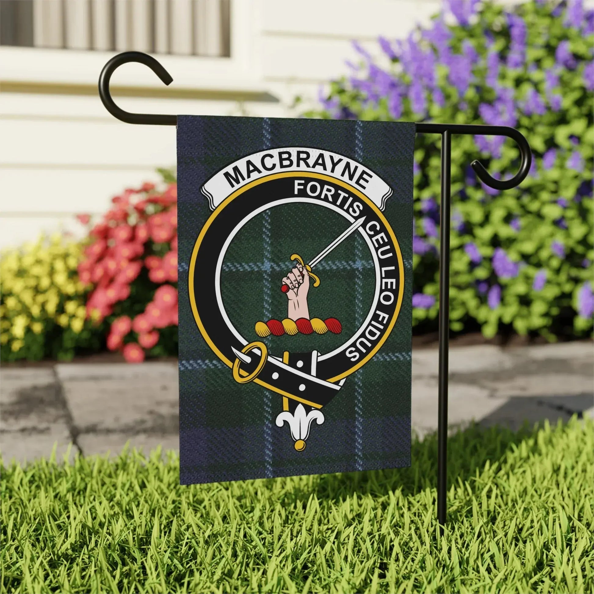 Fortis Celu Fiduis MacBrayne Clan Crest Garden Flag product