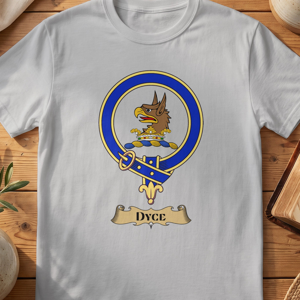 Dyce Scottish clan crest T-shirt in Sport Grey