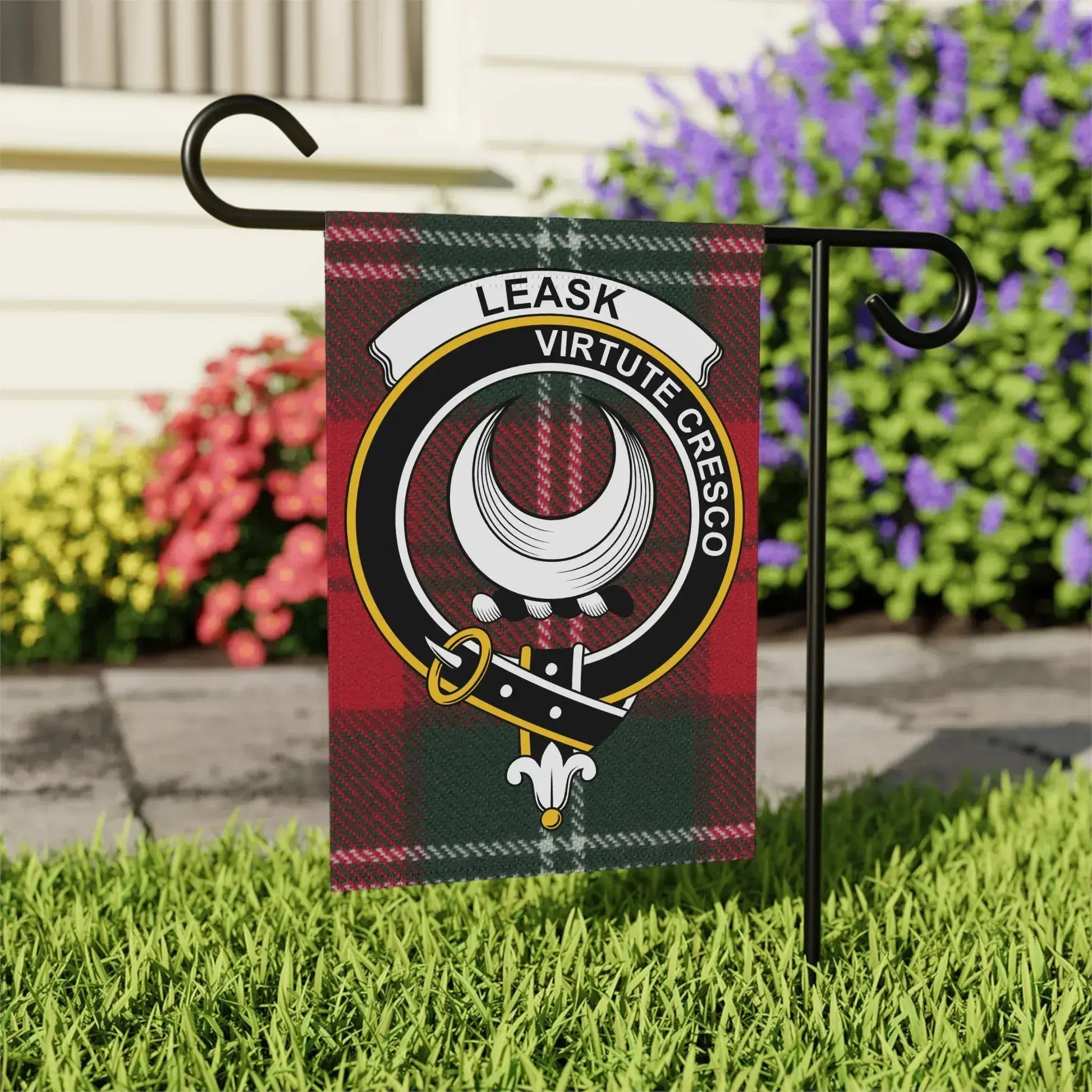 Leask Virtute Cresco Decorative Garden Flag product