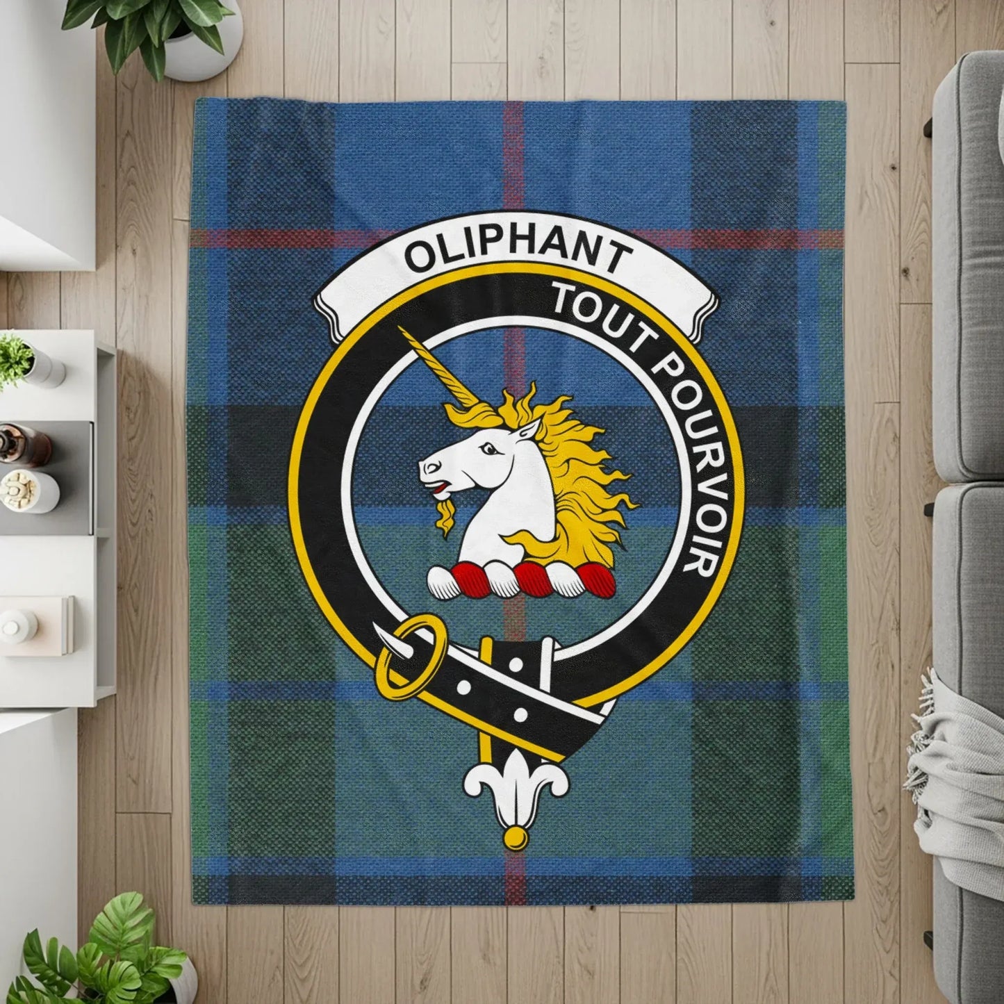 Oliphant Tout Pourvoir Crest Design Blanket product