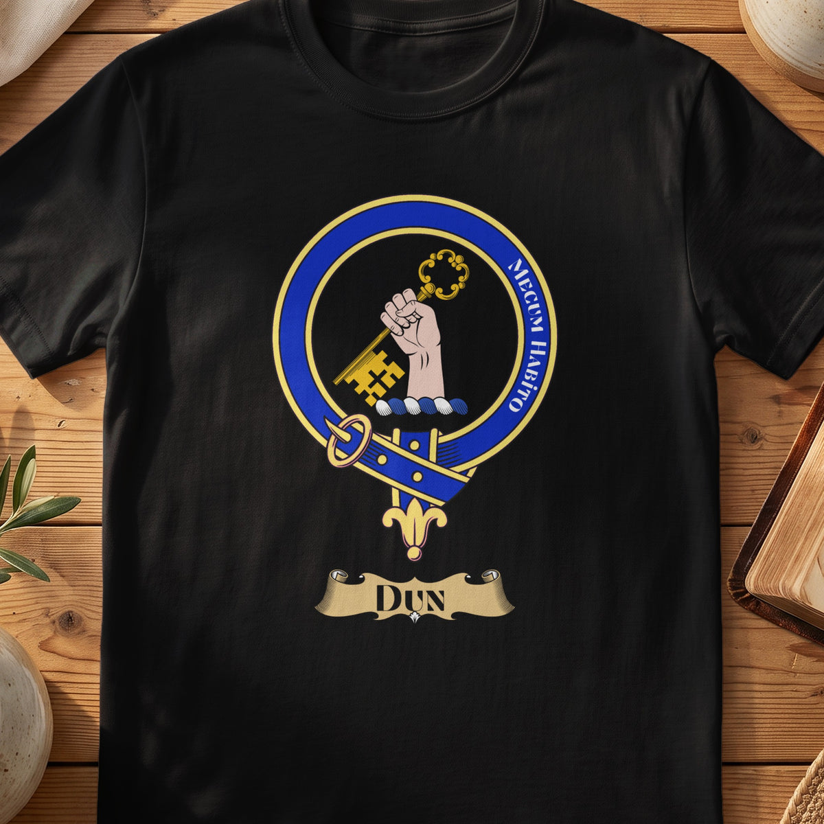 Dun Scottish clan crest T-shirt in black
