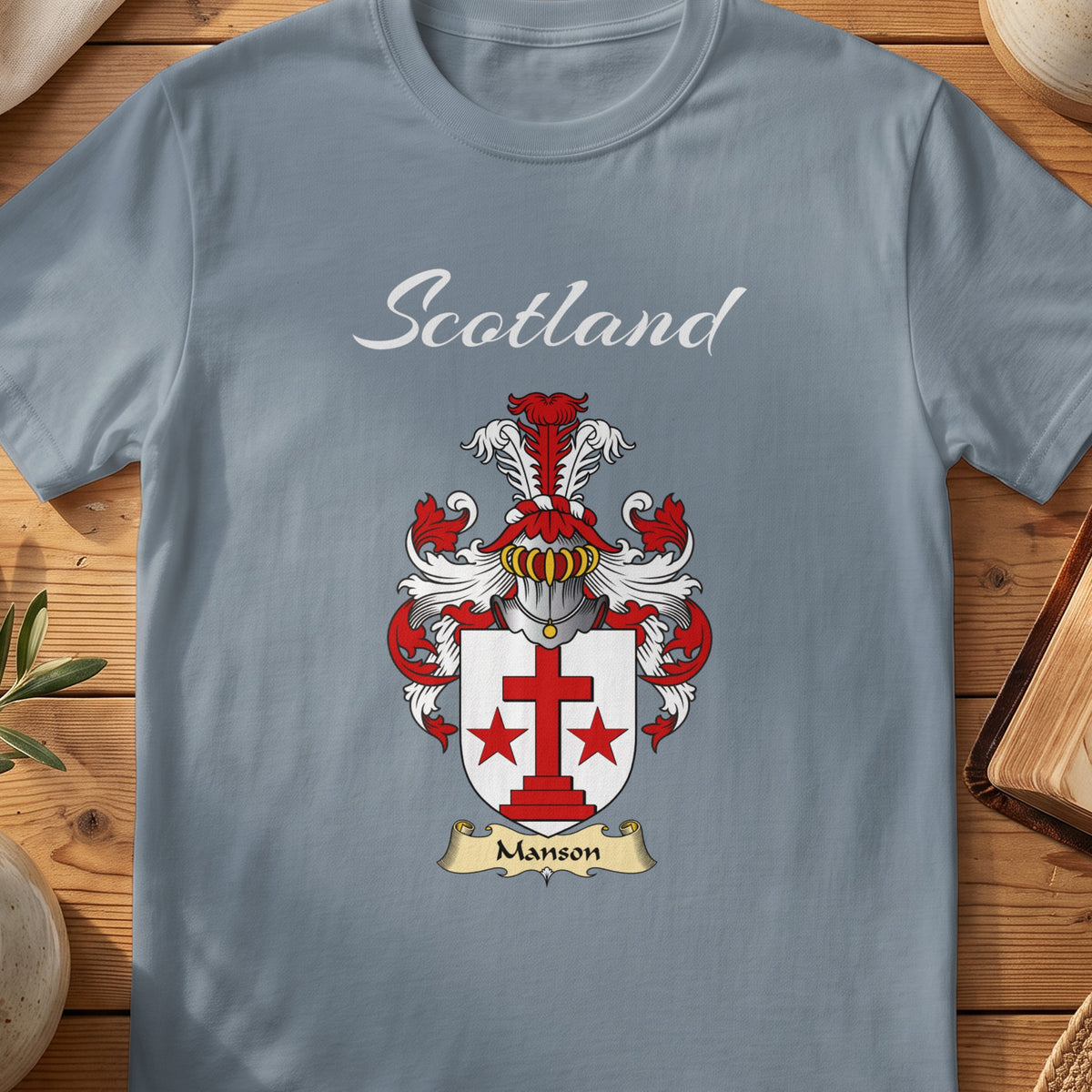 Manson Scottish family shield T-shirt in Stone Blue