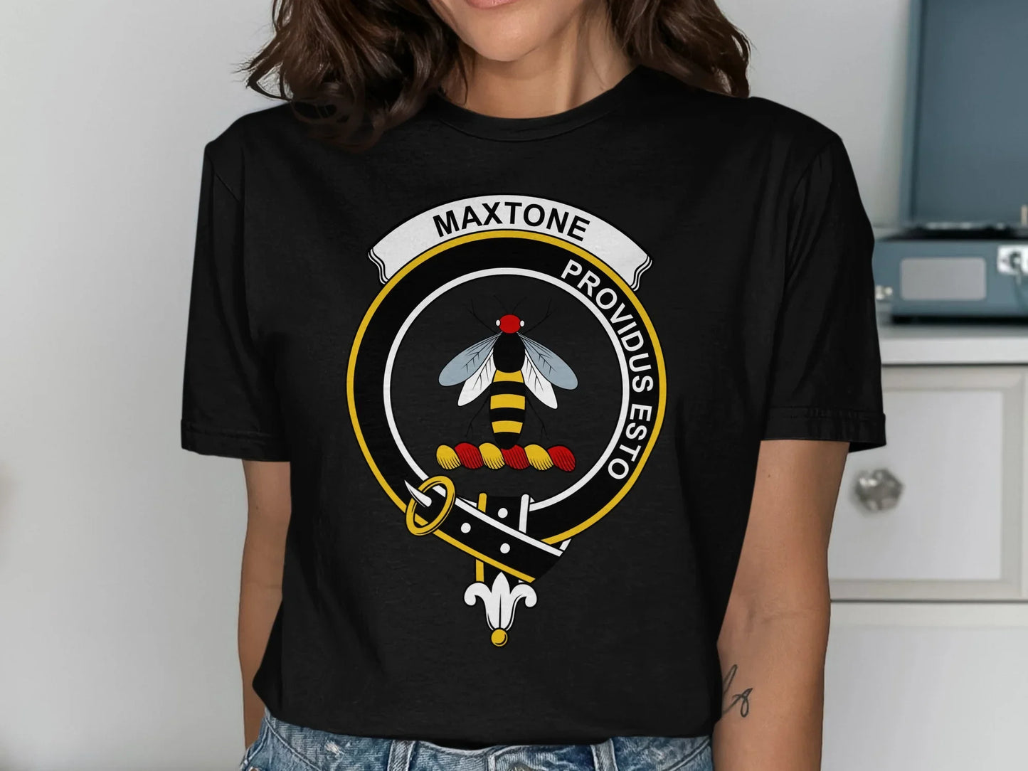 Maxtone Providus Esto Design Black T-Shirt product