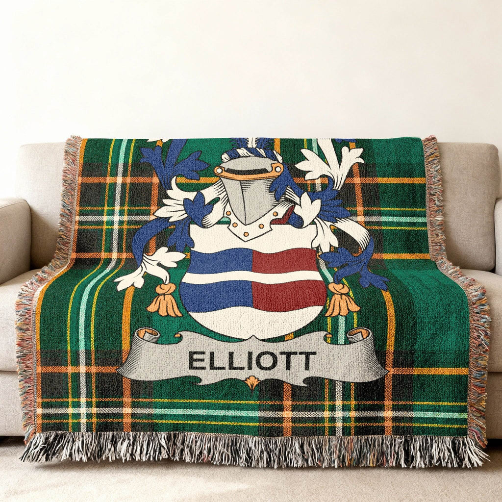 Elliott Surname Crest Green Plaid Tartan Graphic product type
