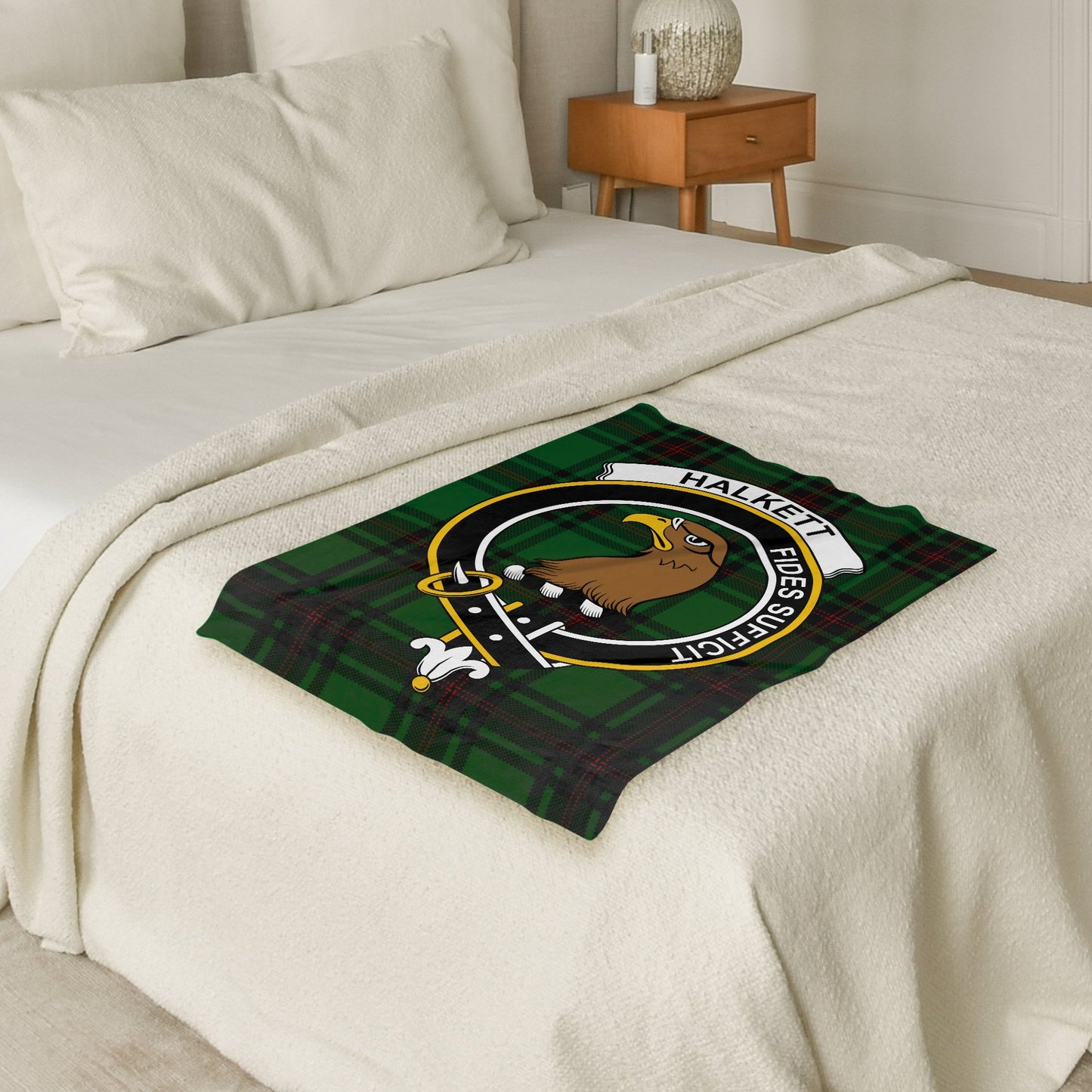 Scottish Clan Halkett Crest Tartan Blanket - Living Stone Gifts