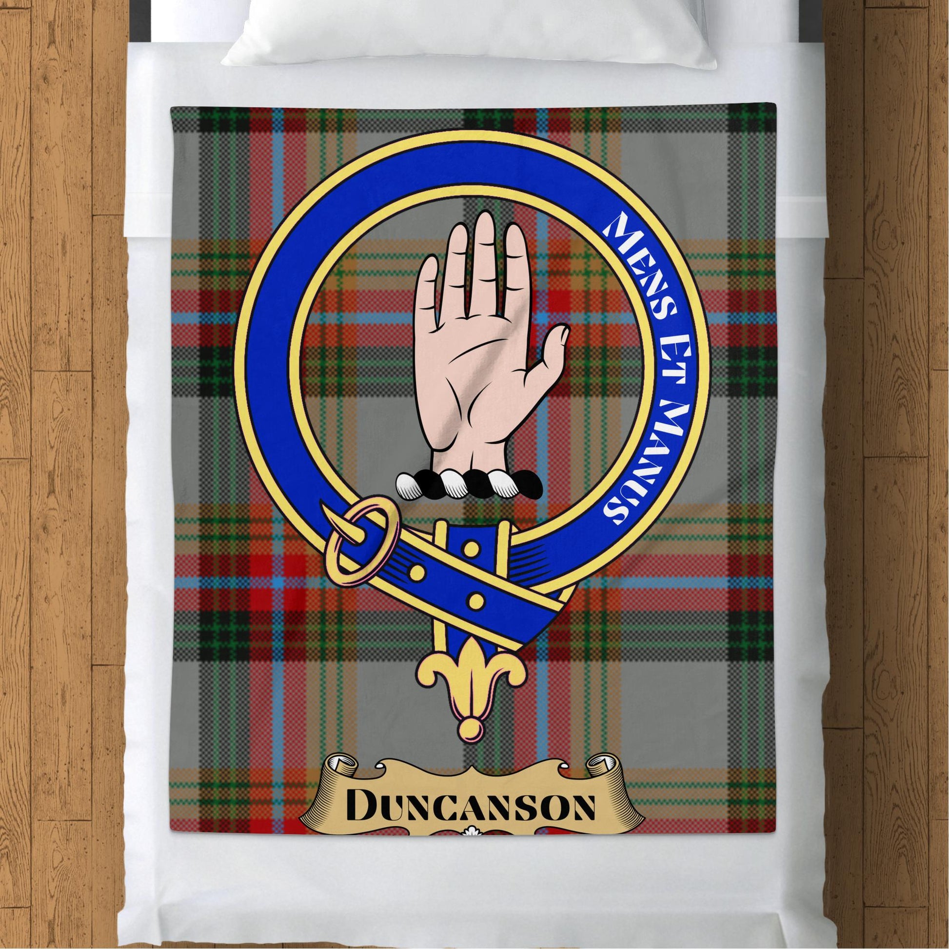 Scottish Clan Duncanson Crest Tartan Blanket - Living Stone Gifts