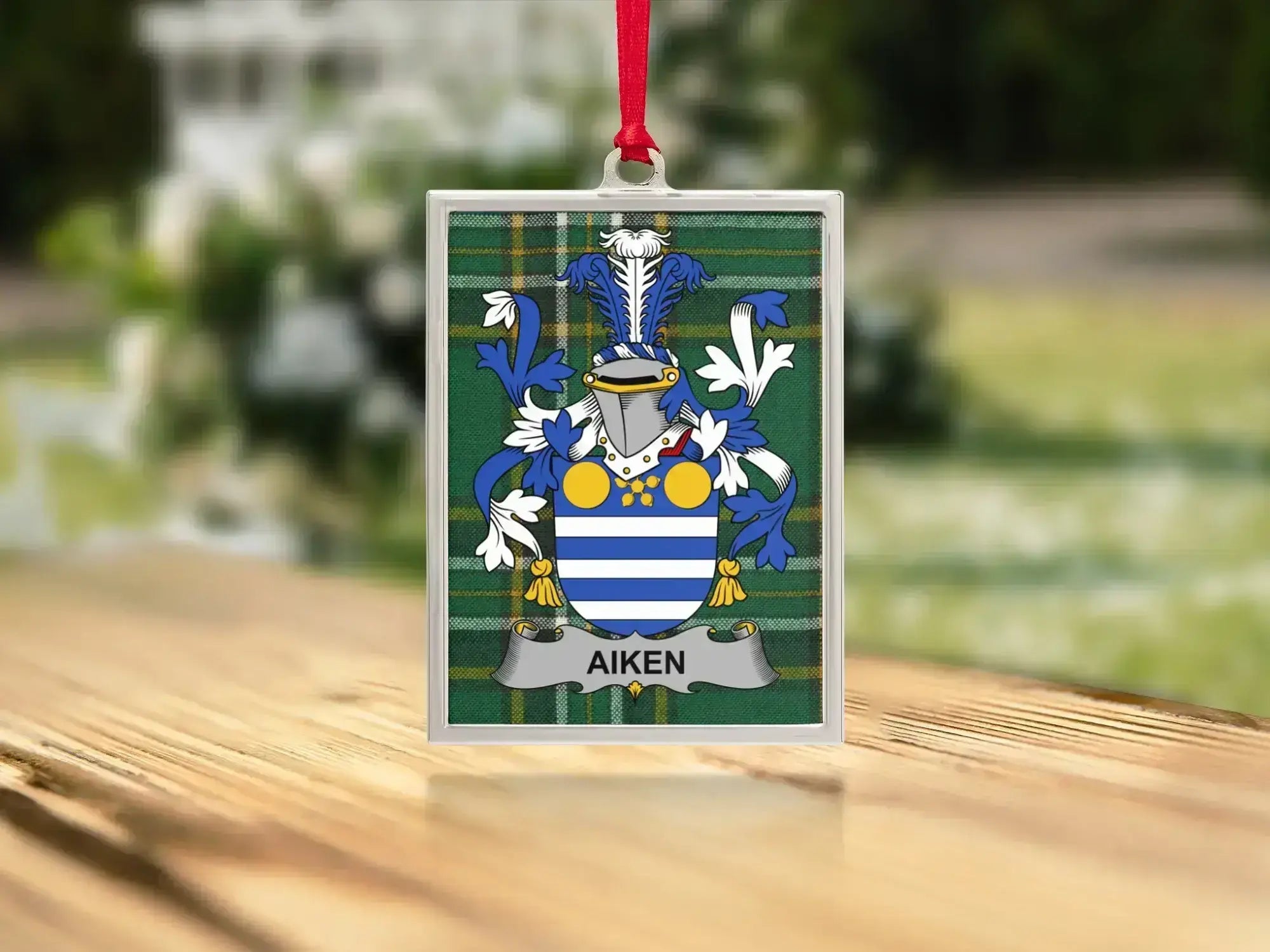 Family Crest Ornament Ideal for Decoration product