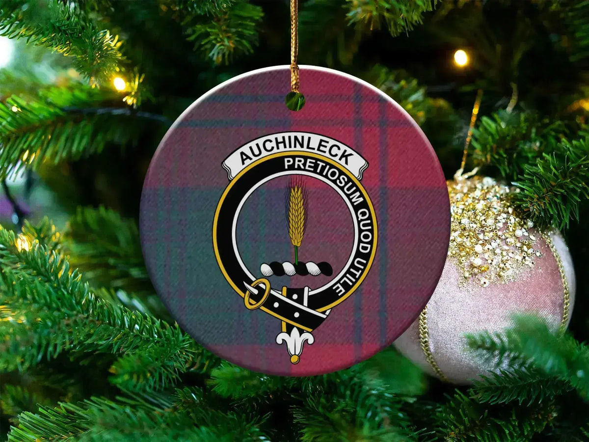 Auchinleck Pretiosum Quod Utile clan crest double-sided ceramic ornament – front design view