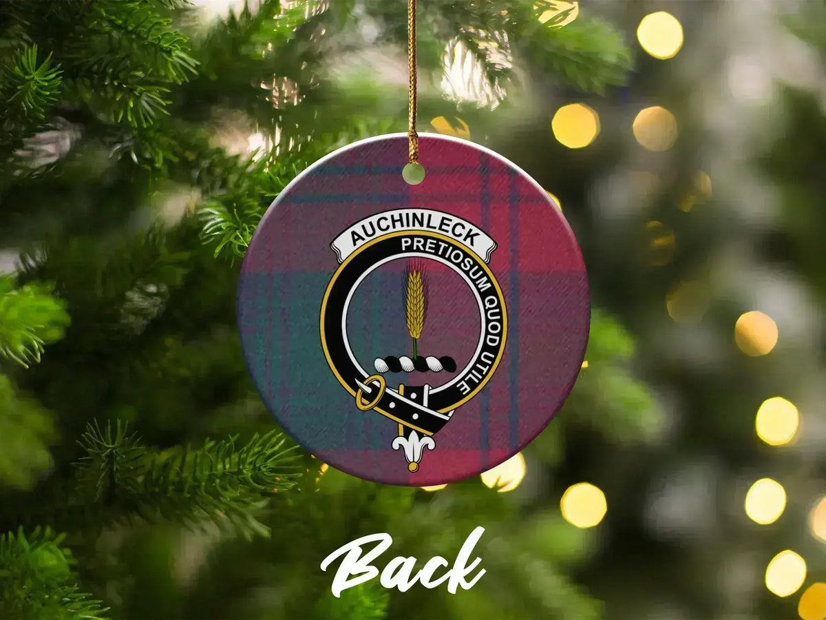 Auchinleck Pretiosum Quod Utile clan crest double-sided ceramic ornament – clan artwork detail