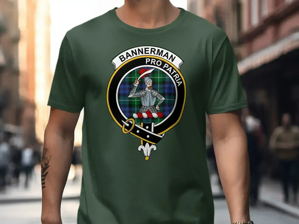 Clan Bannerman pro patria knight emblem graphic tee — black, relaxed fit