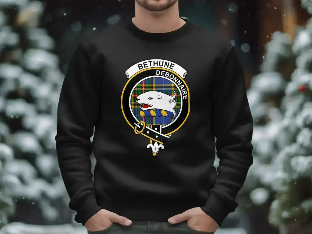 Bethune Debonnaire emblem crewneck sweatshirt — black, ribbed cuffs