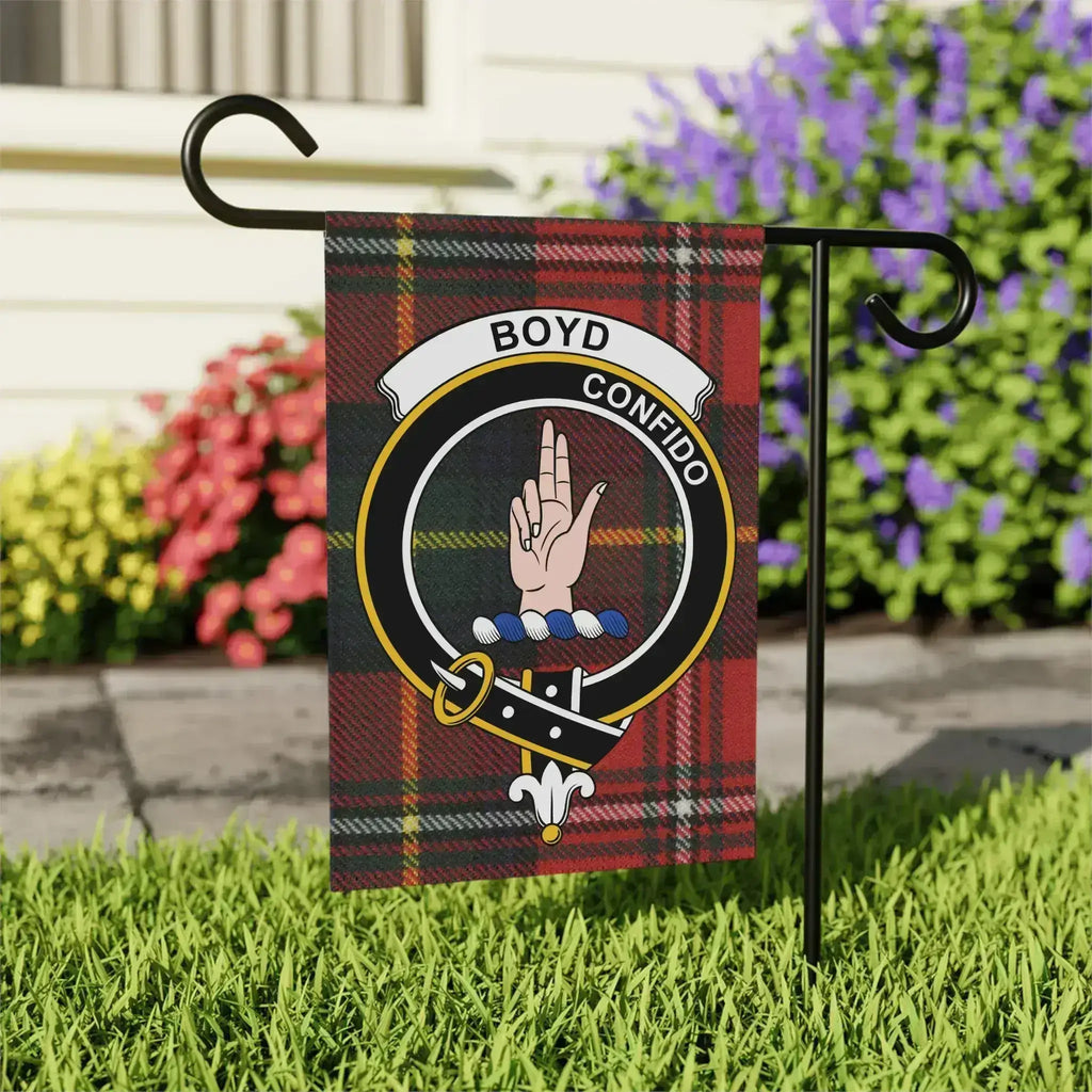 Boyd tartan garden flag 24x32 inches — larger outdoor size with clan crest and Confido design