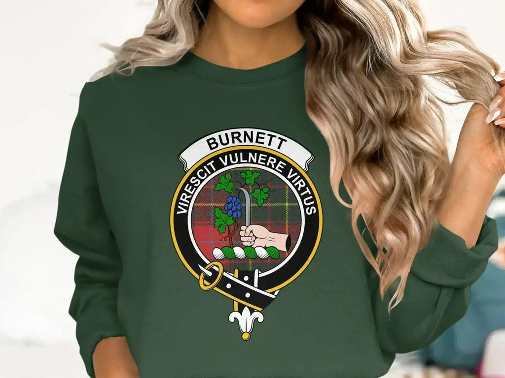 Clan Burnett virescit vulnere virtus crewneck sweatshirt — forest green fleece