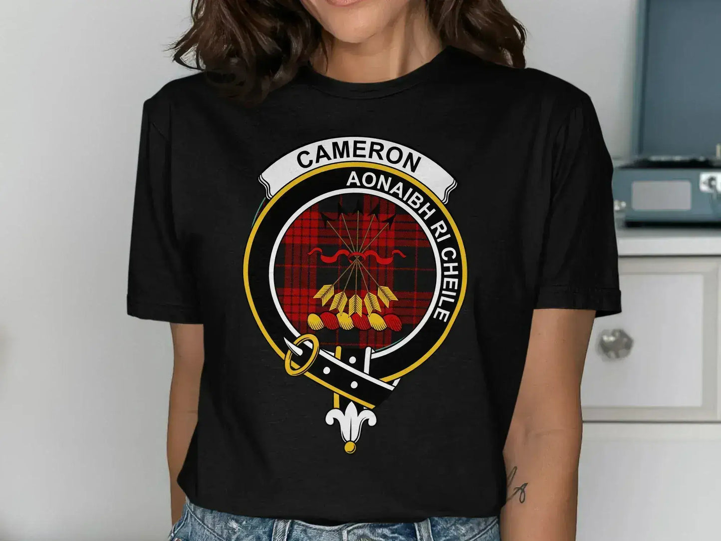 Cameron Aonaibh Ri Cheile Clan Badge Graphic T-Shirt product