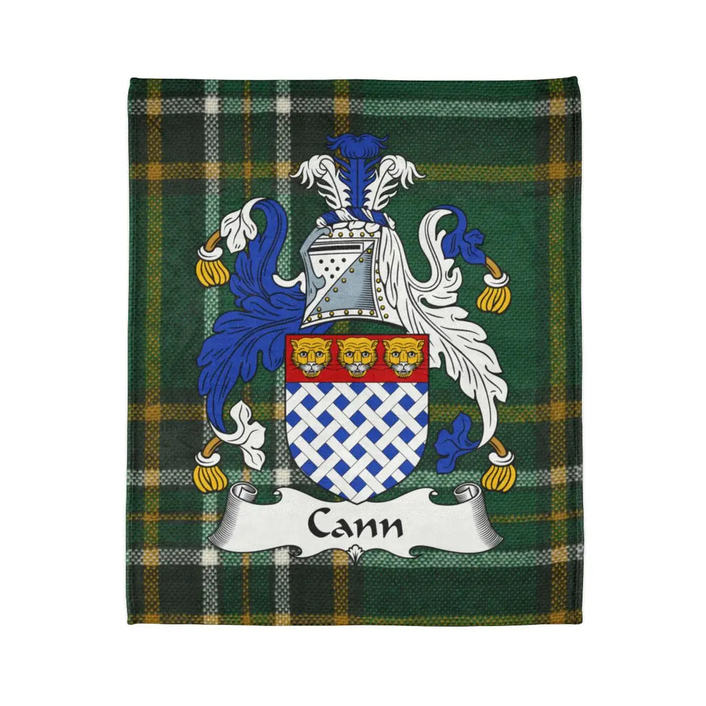 Cann Family Crest on Green Tartan Background Blanket