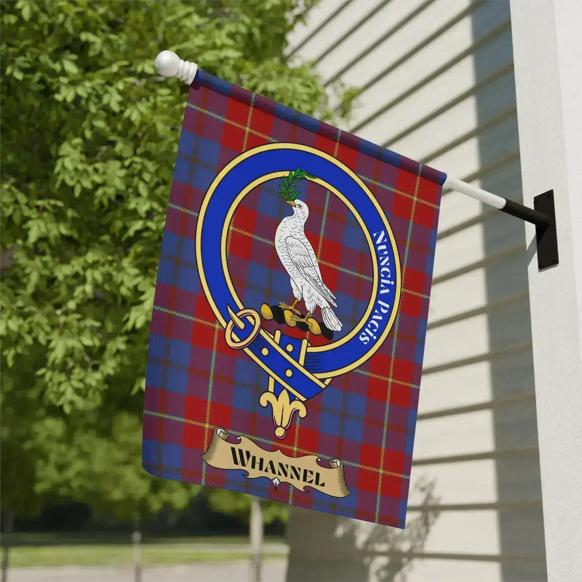 Whannel Tartan Crest Flag Wall Decor