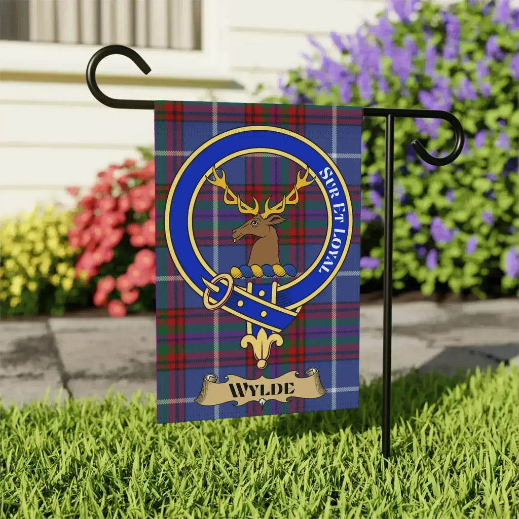 Sir Eion Wylde Clan Crest Tartan Garden Banner