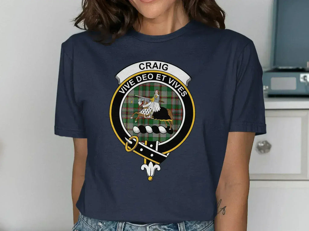 Craig Vive Deo Et Vives Crest Emblem T-shirt product type