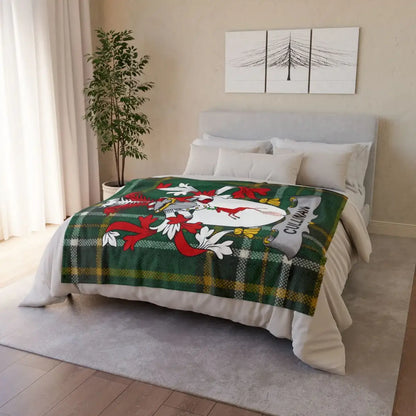 Cullinan Green and Red Crest Plaid Pattern Blanket