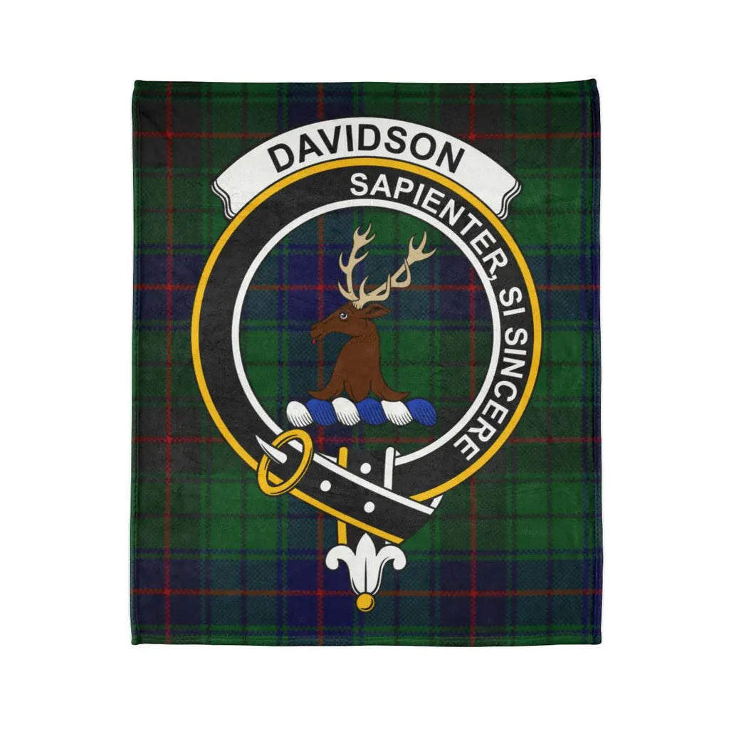 Davidson Sapienter Si Sincere tartan pattern blanket — heraldic crest design on 50x60 polyester