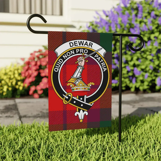 Quid Non Pro Patria Dewar Red Family Crest Flag product