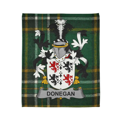 Donegan Family Crest Tartan Design Wall Tapestry