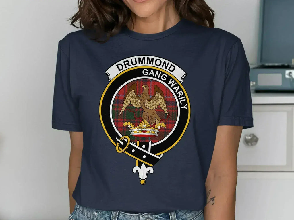 Drummond Gang Warily eagle crest graphic t-shirt in navy — clan crest on chest, unisex cotton