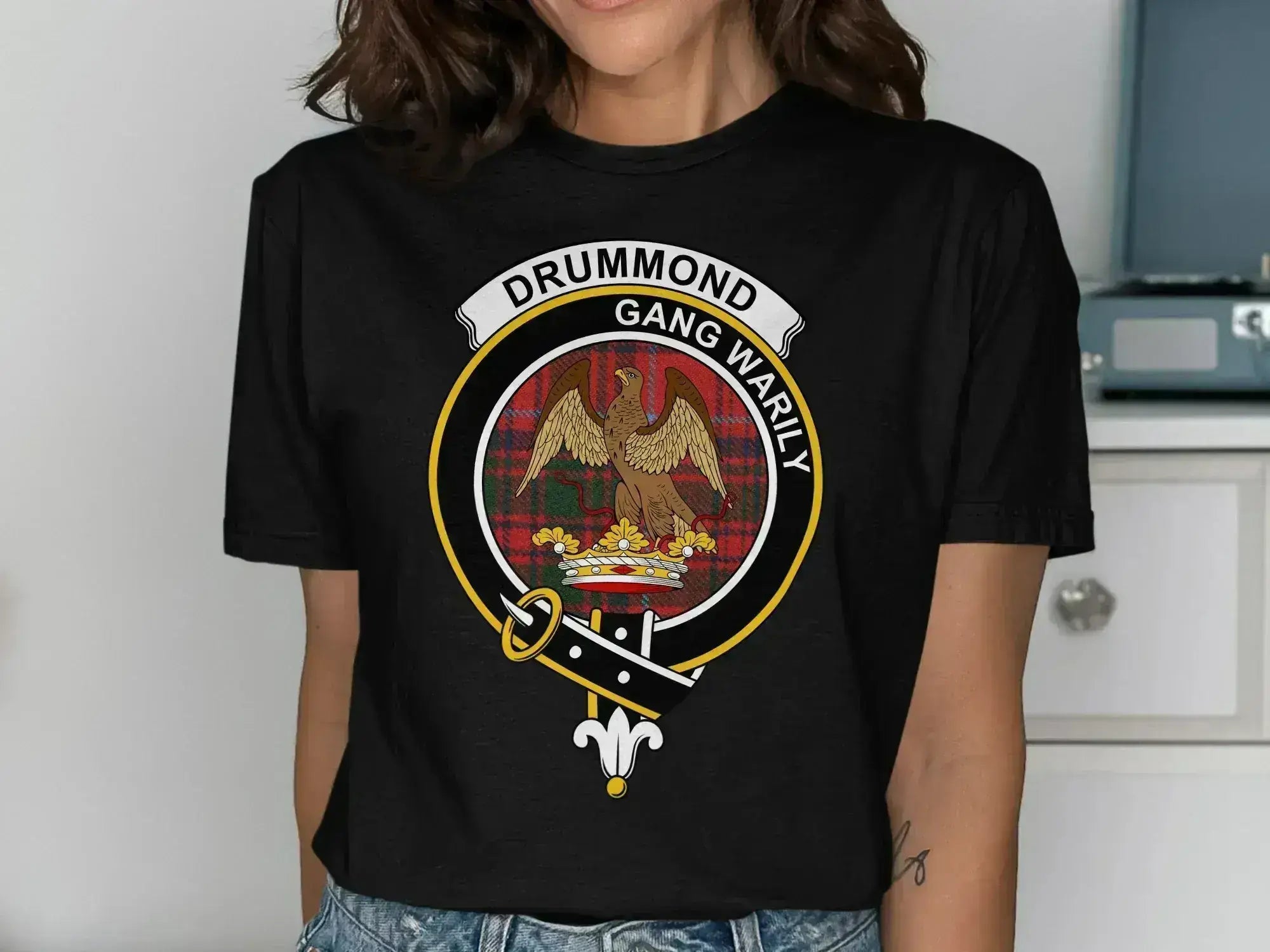 Drummond Gang Warily eagle crest t-shirt in forest green — tartan heraldic design on cotton