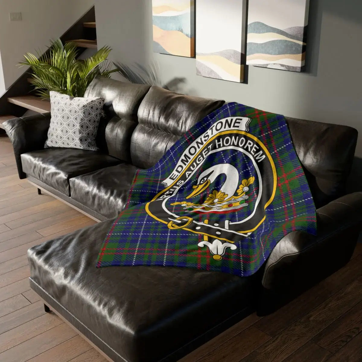 Clan Edmonstone Crest Cozy Plaid Design Blanket
