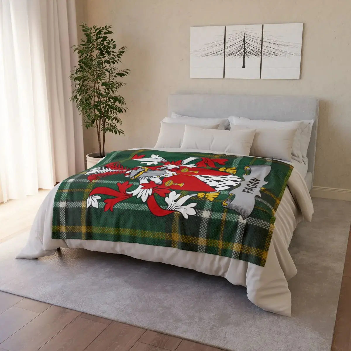 Family Crest Fagan Bedspread with Green Plaid Design