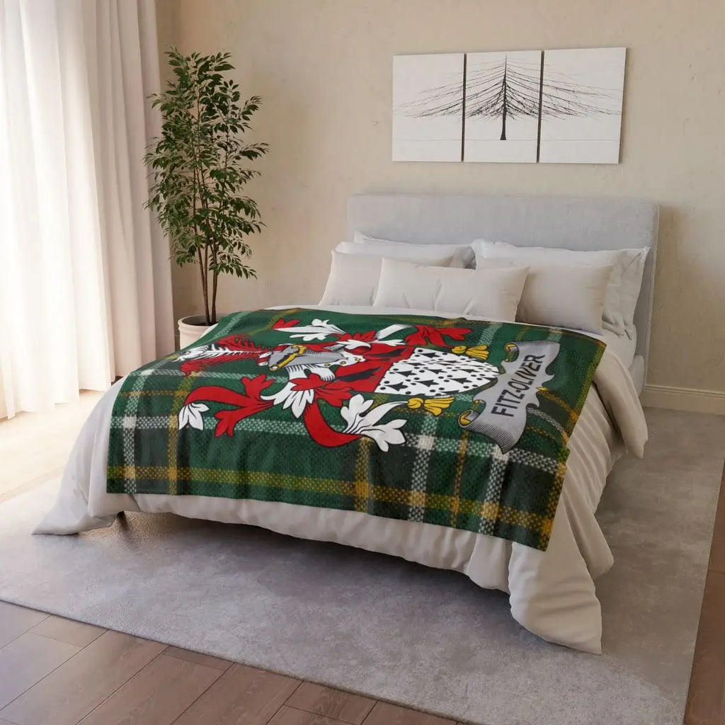 FitzGerald Family Crest Plaid Pattern Blanket