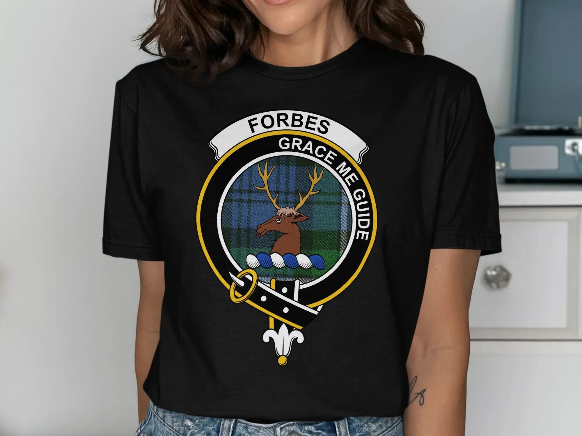 Forbes Grace Me Guide graphic t-shirt in forest green — tartan heraldic design on cotton