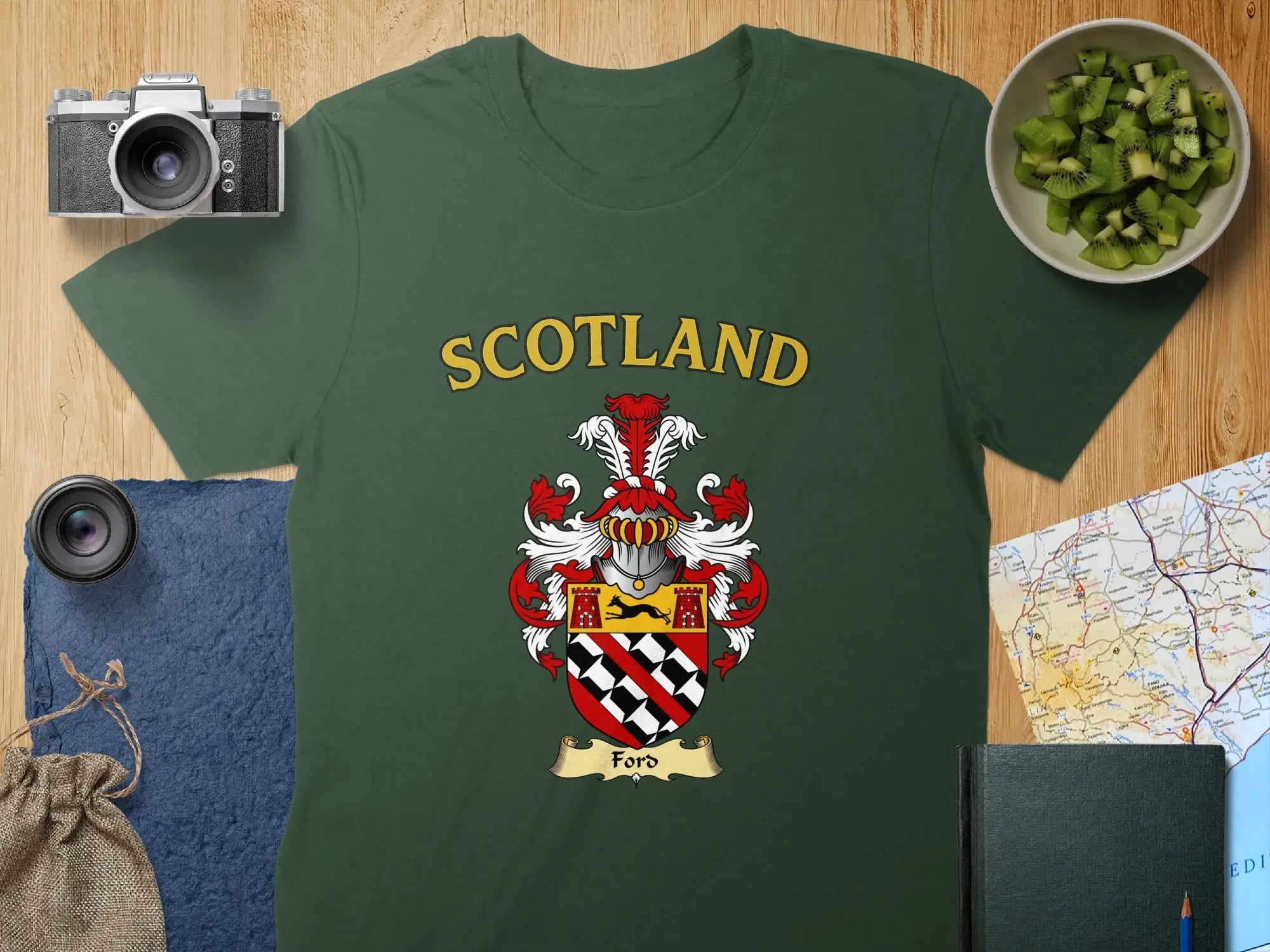 Ford Scottish clan crest t-shirt — crest and emblem detail