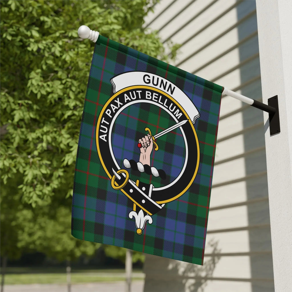 Gunn clan crest tartan garden flag 12x18 inches — poly poplin-canvas with Aut Pax Aut Bellum design