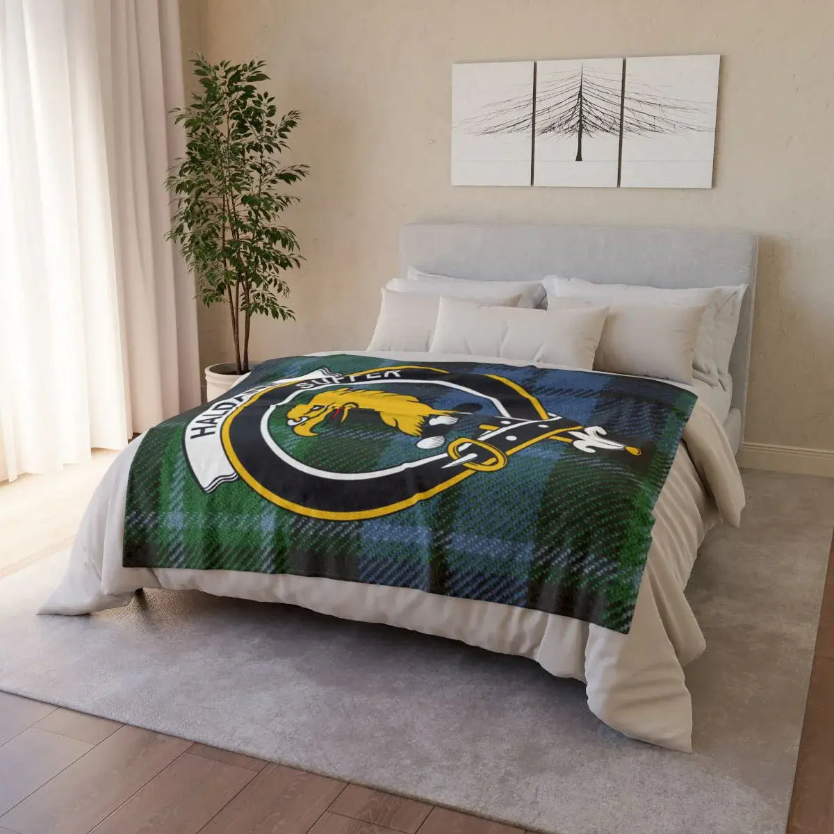 Hamilton Clan Crest Blanket Scottish Pride Design