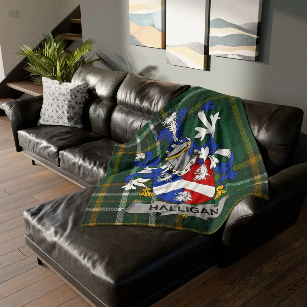 Halligan Family Crest Tartan Blanket Throw