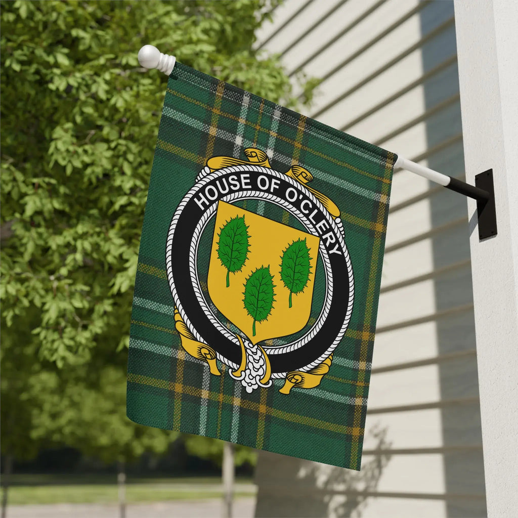 House of O'Clery Plaid Outdoor Decor Product