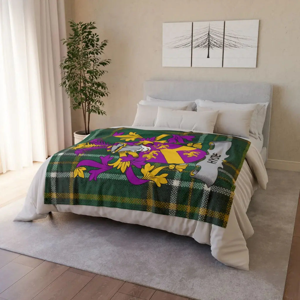Colorful Heraldic Lion Plaid Design Bedspread Blanket
