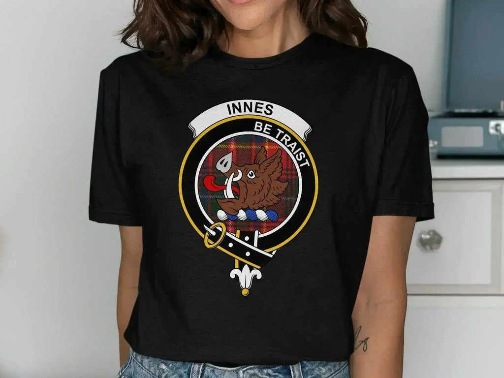 Innes Be Traist boar's head crest t-shirt — clan heraldic design on 100% cotton